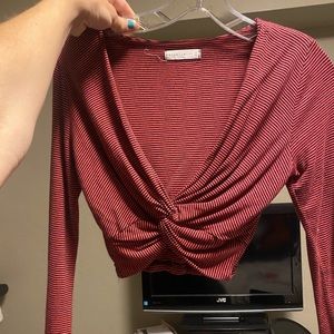 Barely worn crop tee